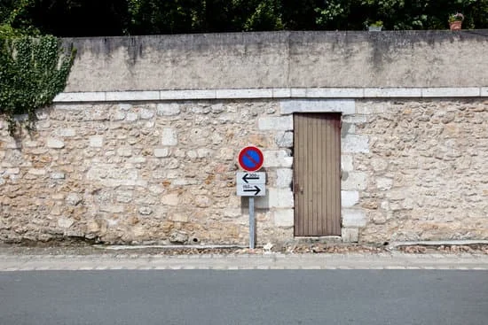 Ningún, ninguno, ninguna, ningunos, ningunas : Aucun