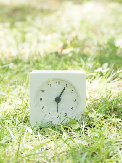 Es la una : Il est une heure