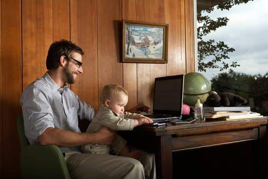 Vivo aquí desde el mes pasado : Je vis ici depuis le mois dernier