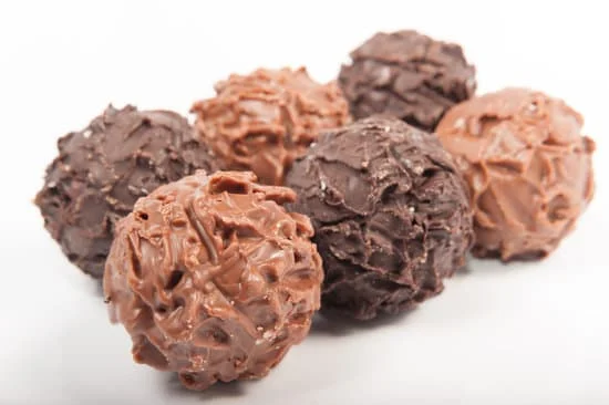 A vosotros os gusta el chocolate : Vous, vous aimez le chocolat