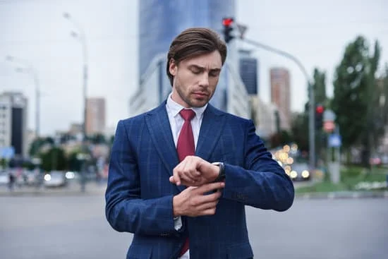 ¡Sé puntual! : Sois à l'heure ! 