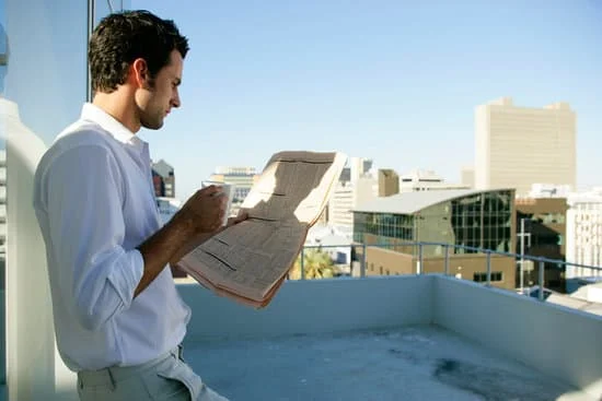 Ya no lee : Il ne lit plus