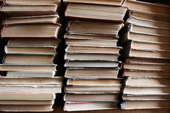 Tienen los mismos libros : Ils ont les mêmes livres
